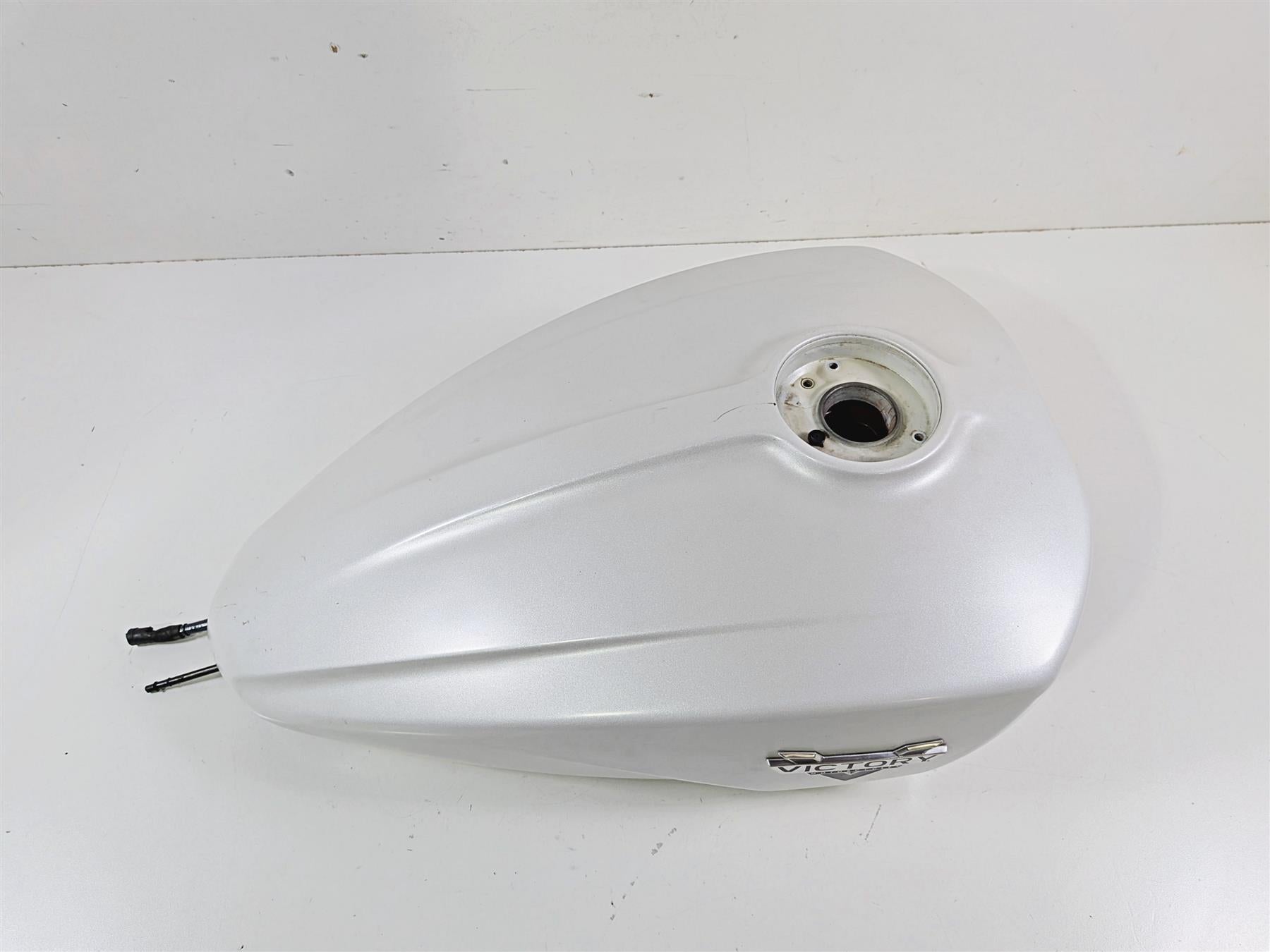 2017 Victory Octane 1200 Fuel Gas Petrol Tank - Dent 1021999 {{ shop.shopifyCountryName }} - Mototech271