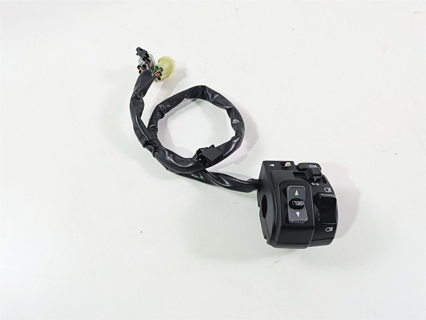 2020 Kawasaki Z900 ZR900 Left Blinker Hand Control Switch - Read 46091-0492 {{ shop.shopifyCountryName }} - Mototech271