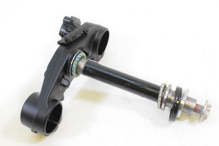 2018 KTM RC390 RC 390 Duke Lower Triple Tree Steering Yoke 90101031035 {{ shop.shopifyCountryName }} - Mototech271