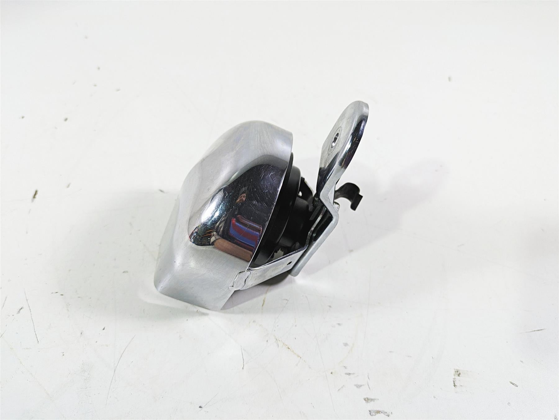 2003 Harley Dyna FXDL Low Rider 100TH Horn & Chrome Cover 61300478A {{ shop.shopifyCountryName }} - Mototech271