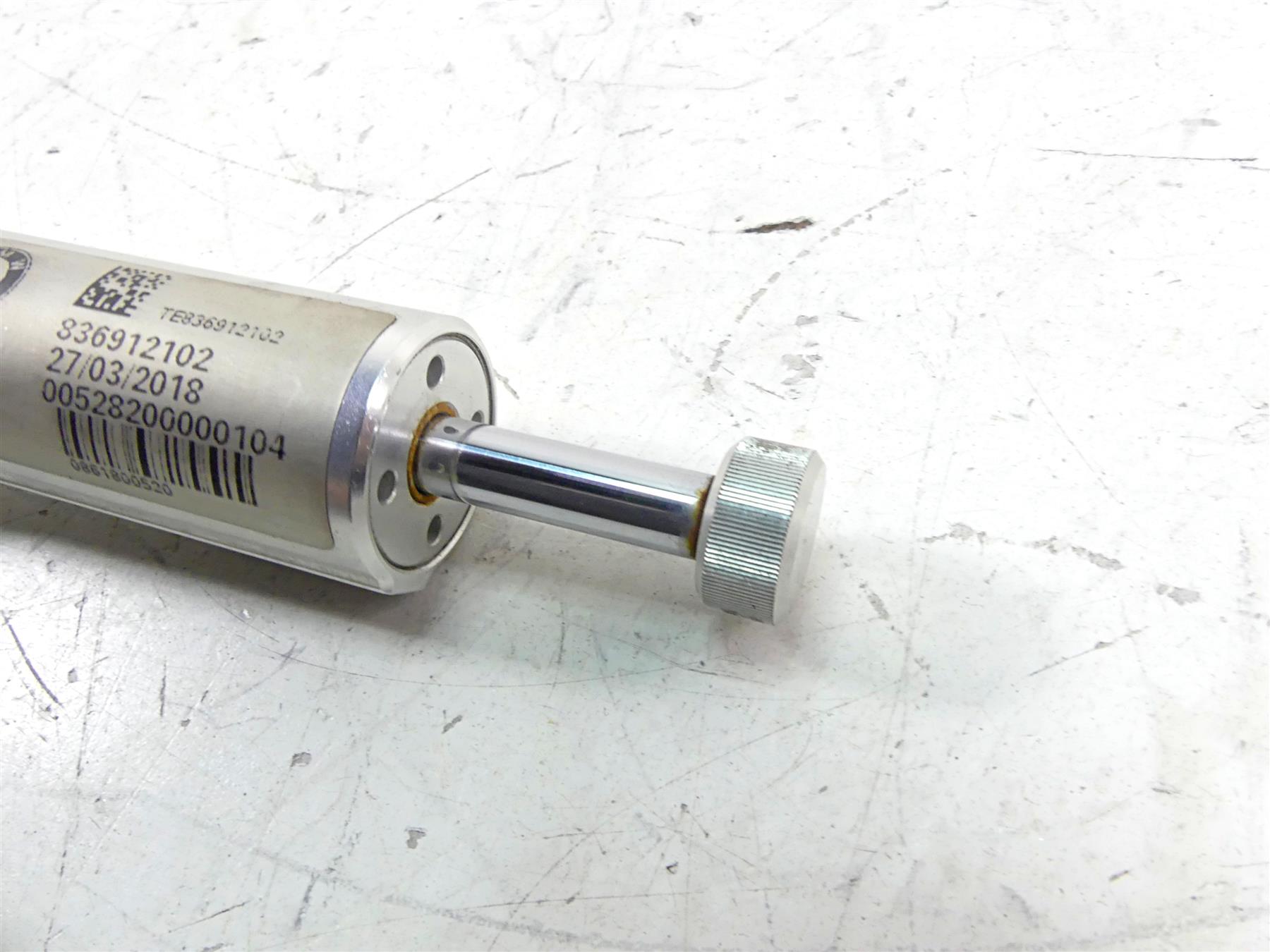 2018 BMW S1000RR K46 Steering Damper Stabilizer 836912102 32768369121 {{ shop.shopifyCountryName }} - Mototech271