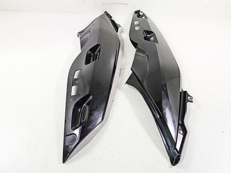 2009 BMW R1200RT K26 Tail Fairing Cover Cowl Set 46637681571 46637681572 {{ shop.shopifyCountryName }} - Mototech271