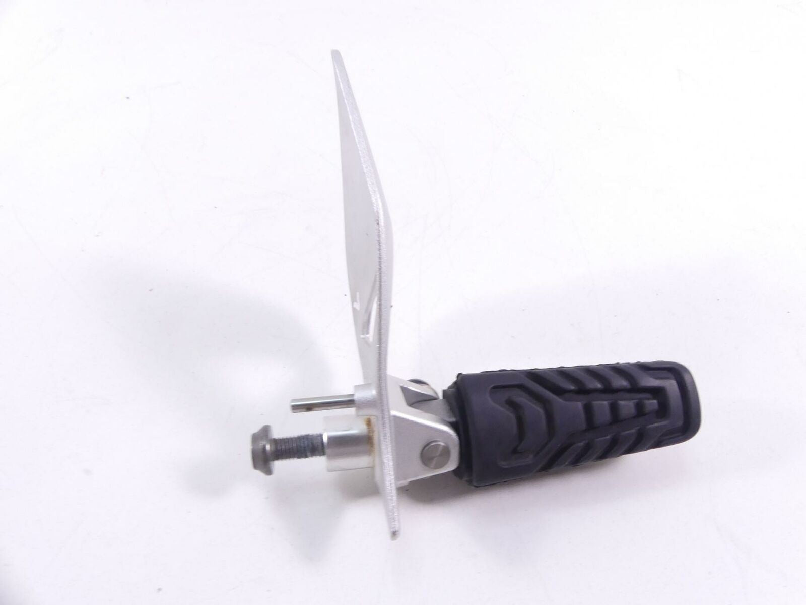 2017 BMW R1200 RT RTW K52 Front Left Footpeg Foot Peg 46718535641/ 46718560383 {{ shop.shopifyCountryName }} - Mototech271