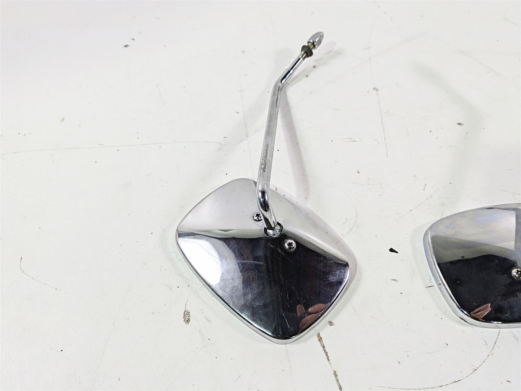 2008 Harley Touring FLHTP Electra Glide Rear View Mirror Set 91904-86A 91902-86A {{ shop.shopifyCountryName }} - Mototech271