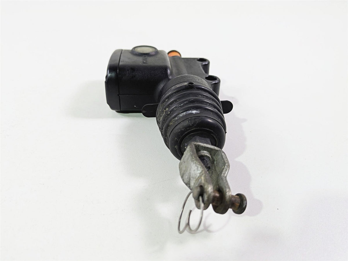 2018 Harley FLHCS Softail Heritage 115th Rear Brake Master Cylinder 5/8 41700460 {{ shop.shopifyCountryName }} - Mototech271