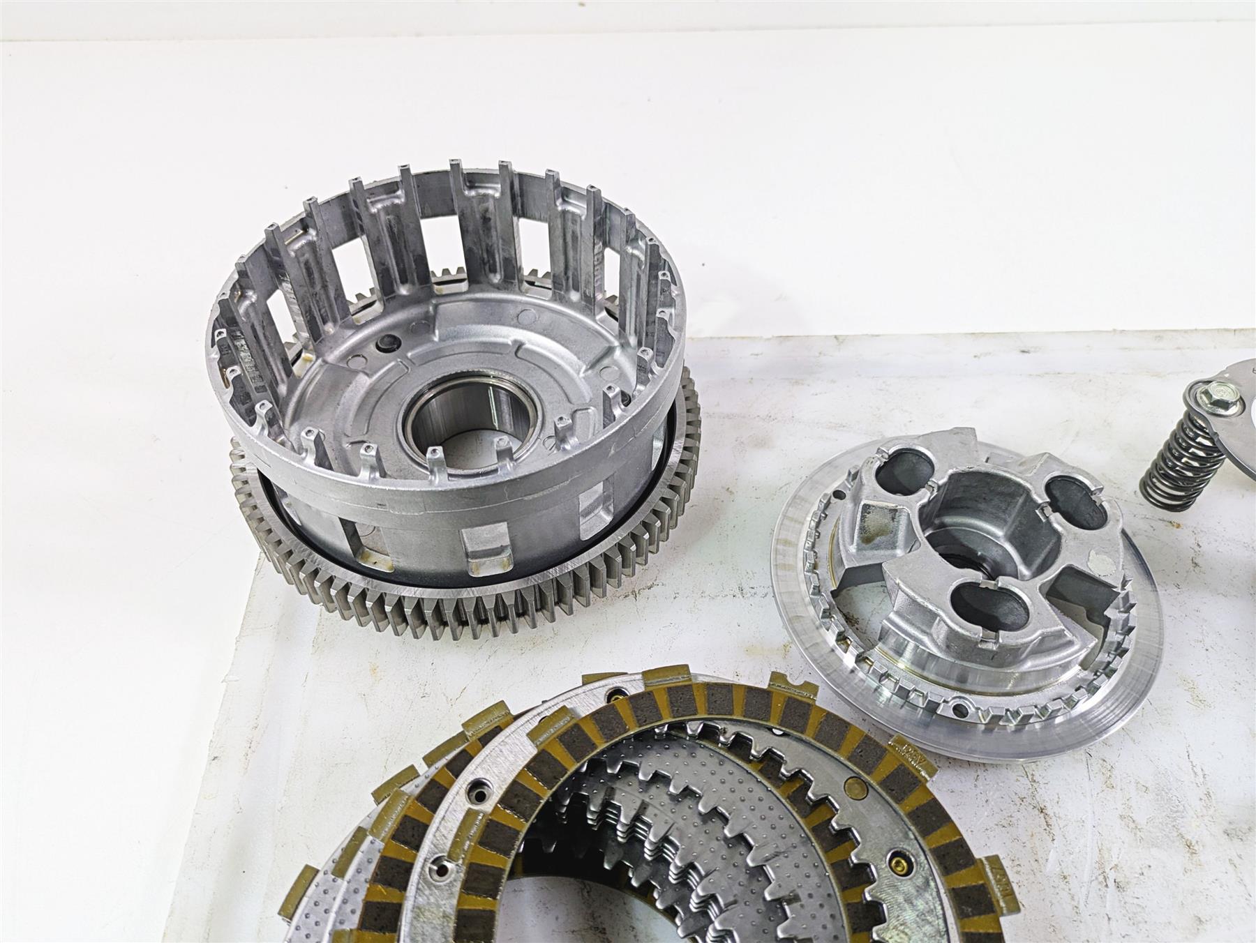 2020 Kawasaki Z900 ZR900 Clutch Pressure Plate Friction Disc Set 13095-0598 {{ shop.shopifyCountryName }} - Mototech271