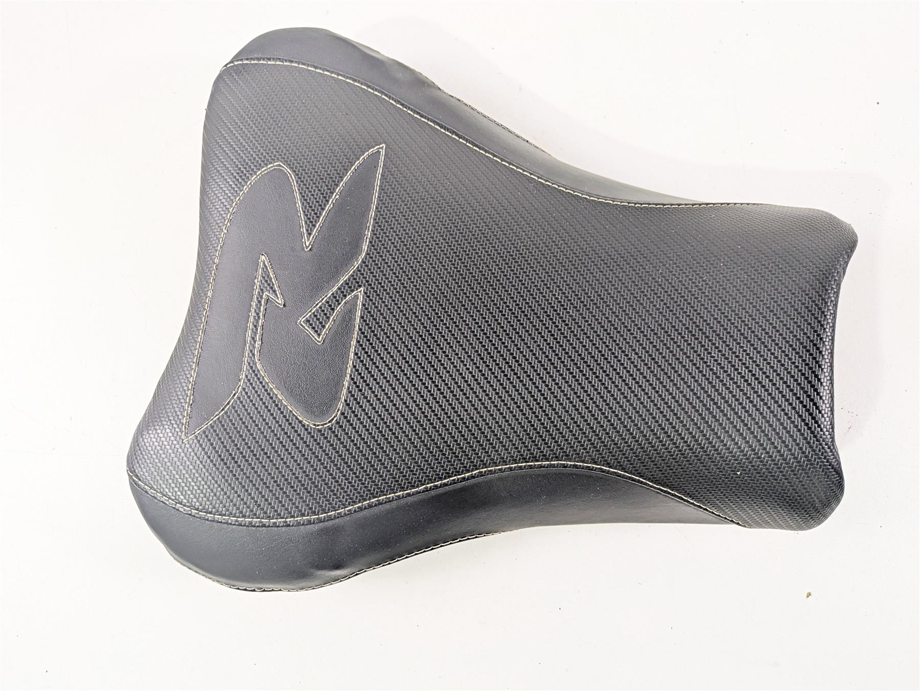 2006 Suzuki GSXR1000 K6 Front Rear Seat Saddle 45100-41G02-6BY 45300-41G00-6BY {{ shop.shopifyCountryName }} - Mototech271