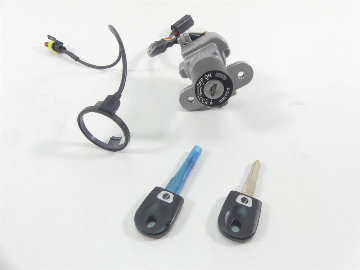 2005 Ducati Multistrada 1000S Speedometer 4K Ignition Switch Key Set 40610201B {{ shop.shopifyCountryName }} - Mototech271