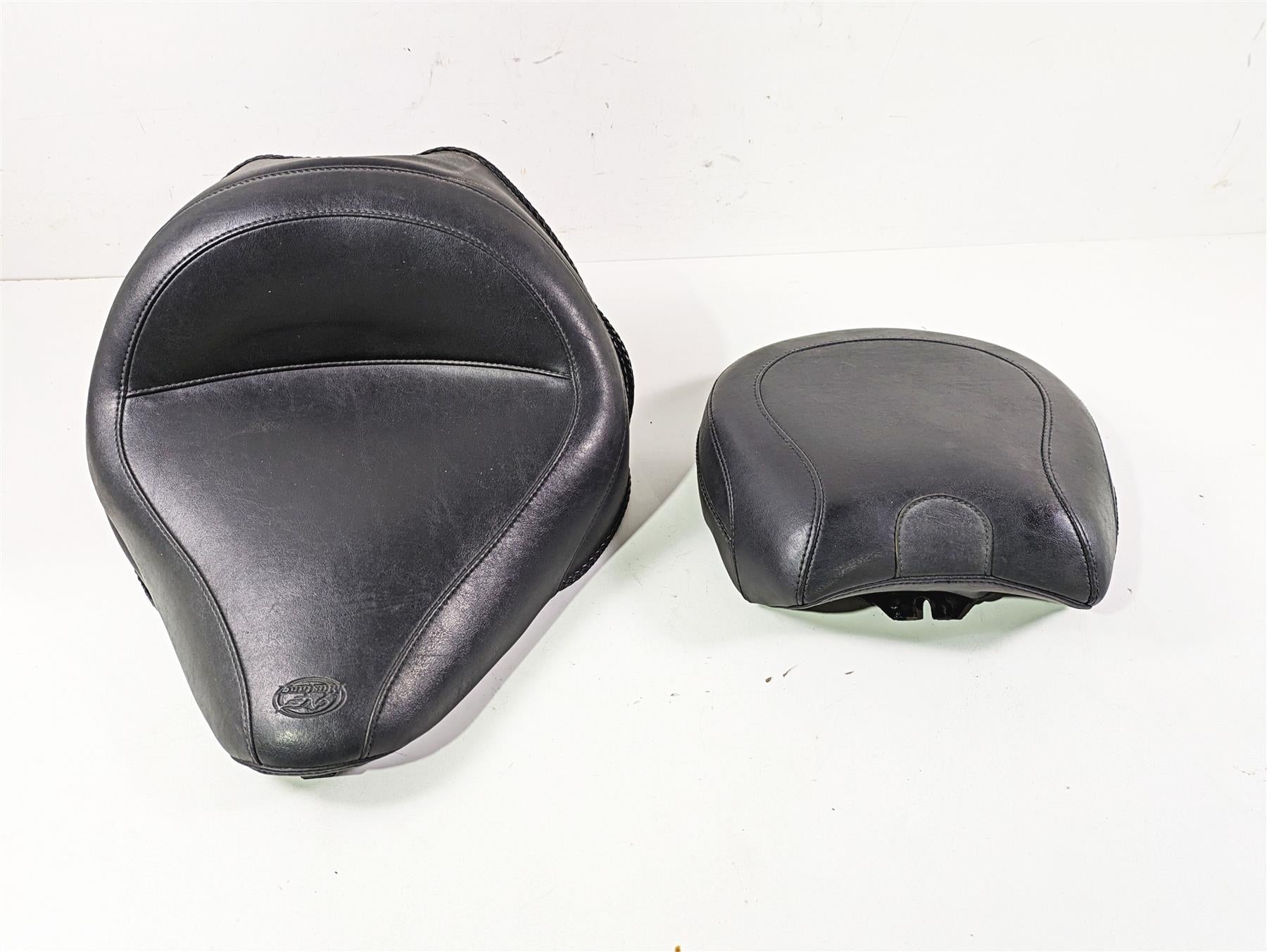 2014 Harley FLS Softail Slim Mustang Front Rear Wide Touring Seat Set 76752 {{ shop.shopifyCountryName }} - Mototech271