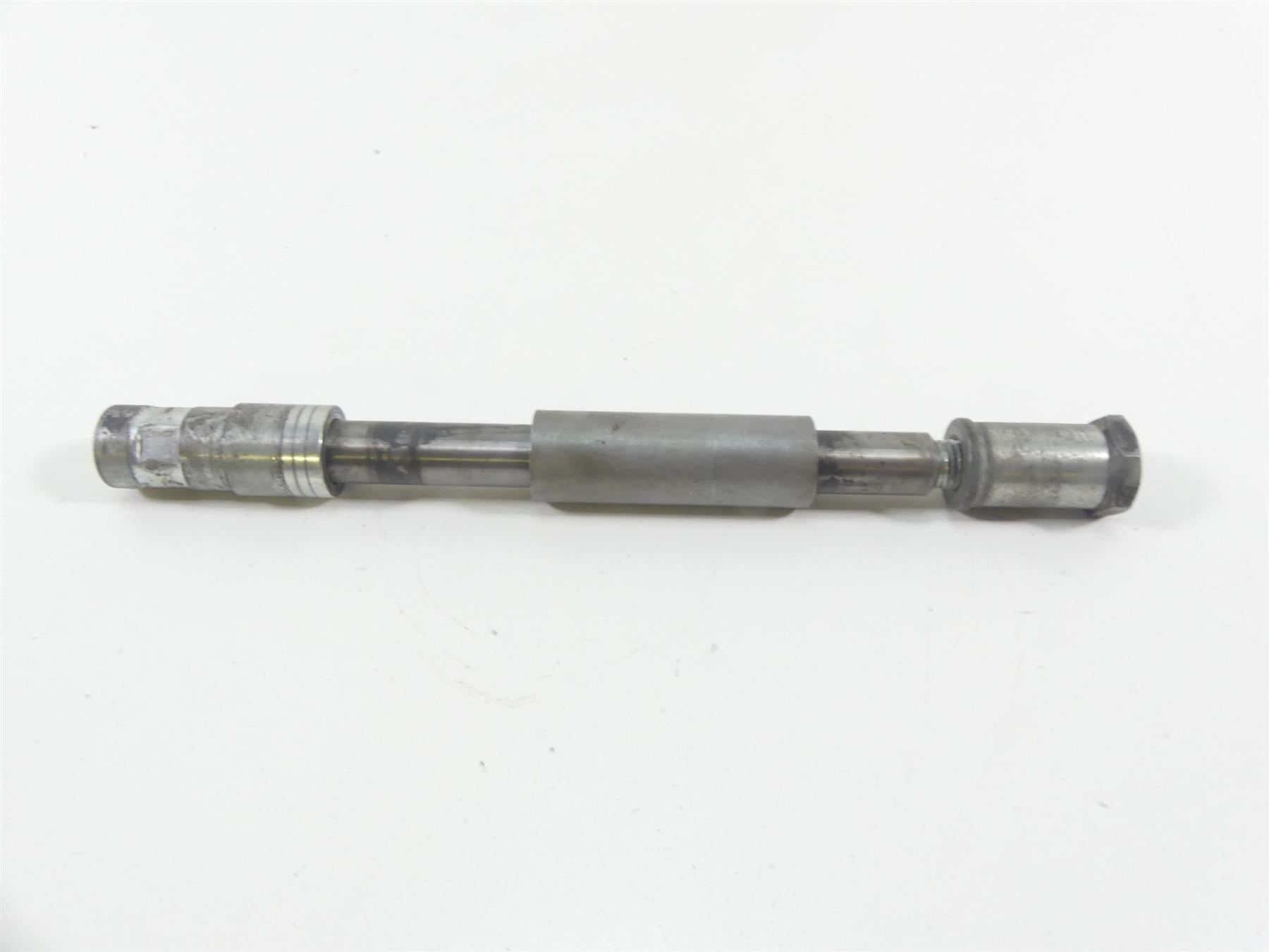 1980 Honda CB750C Custom Front Wheel Spindle Axle 44301-425-870 {{ shop.shopifyCountryName }} - Mototech271