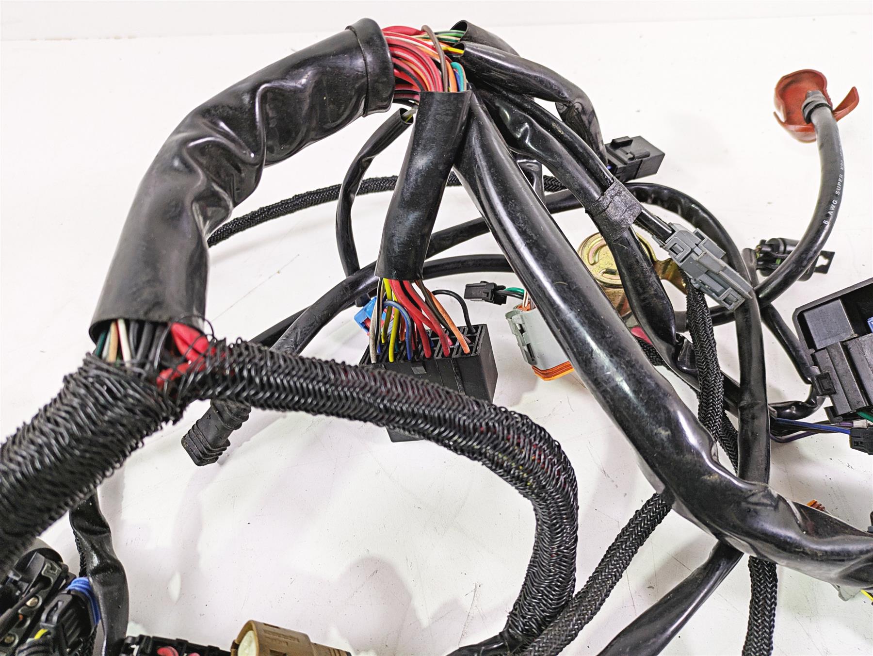 2010 Harley VRSCF Muscle Rod Wiring Harness Loom No Abs - For Parts 70125-08A {{ shop.shopifyCountryName }} - Mototech271