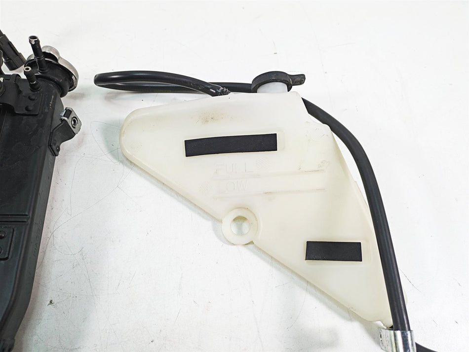 2021 Aprilia RS660 Radiator Fan Reservoir Hoses Set - Read 2B006694 {{ shop.shopifyCountryName }} - Mototech271