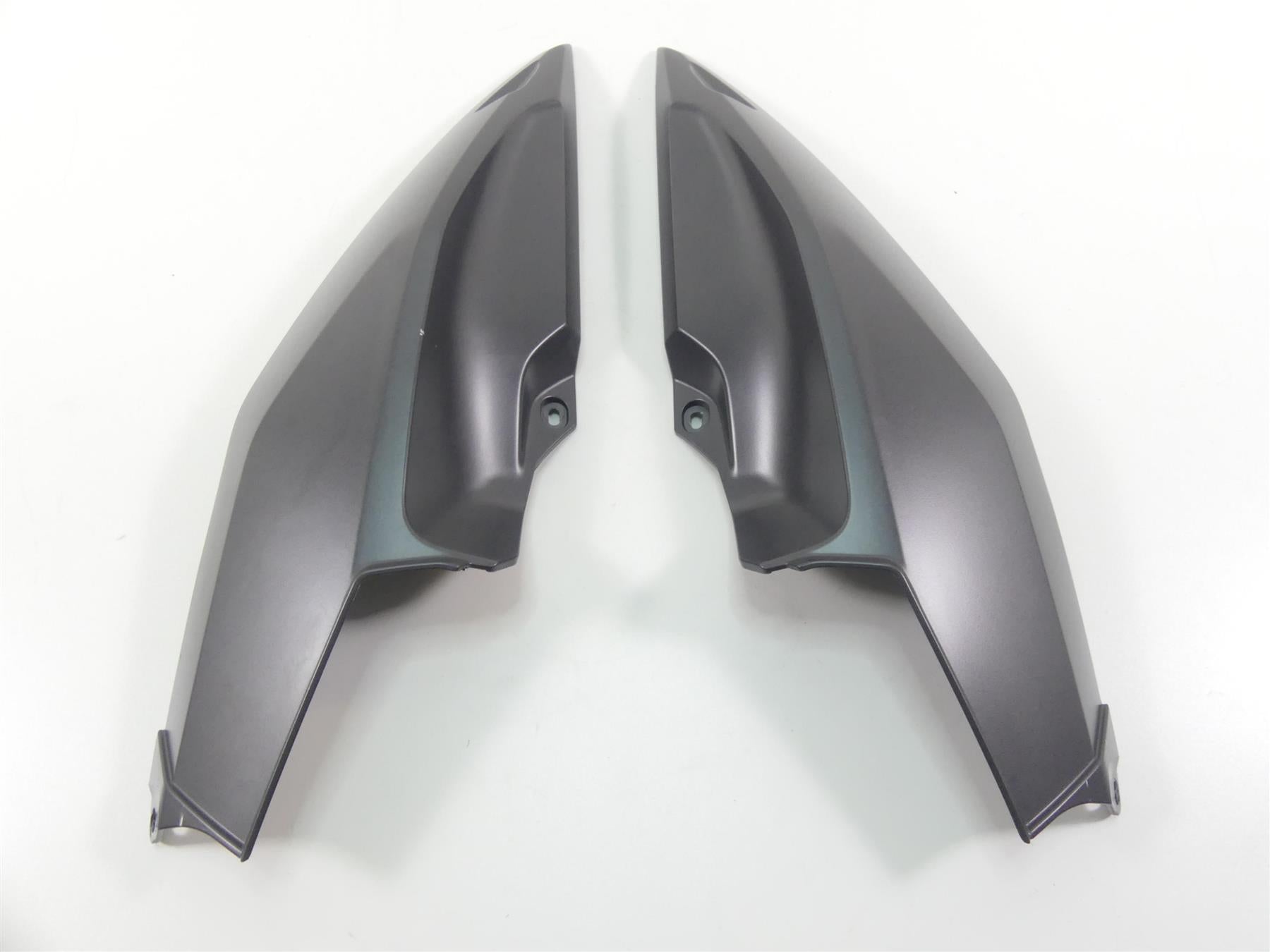 2014 BMW K1600 GTL K48 Upper Fuel Gas Tank Fairing Cover Set 46637710453 {{ shop.shopifyCountryName }} - Mototech271