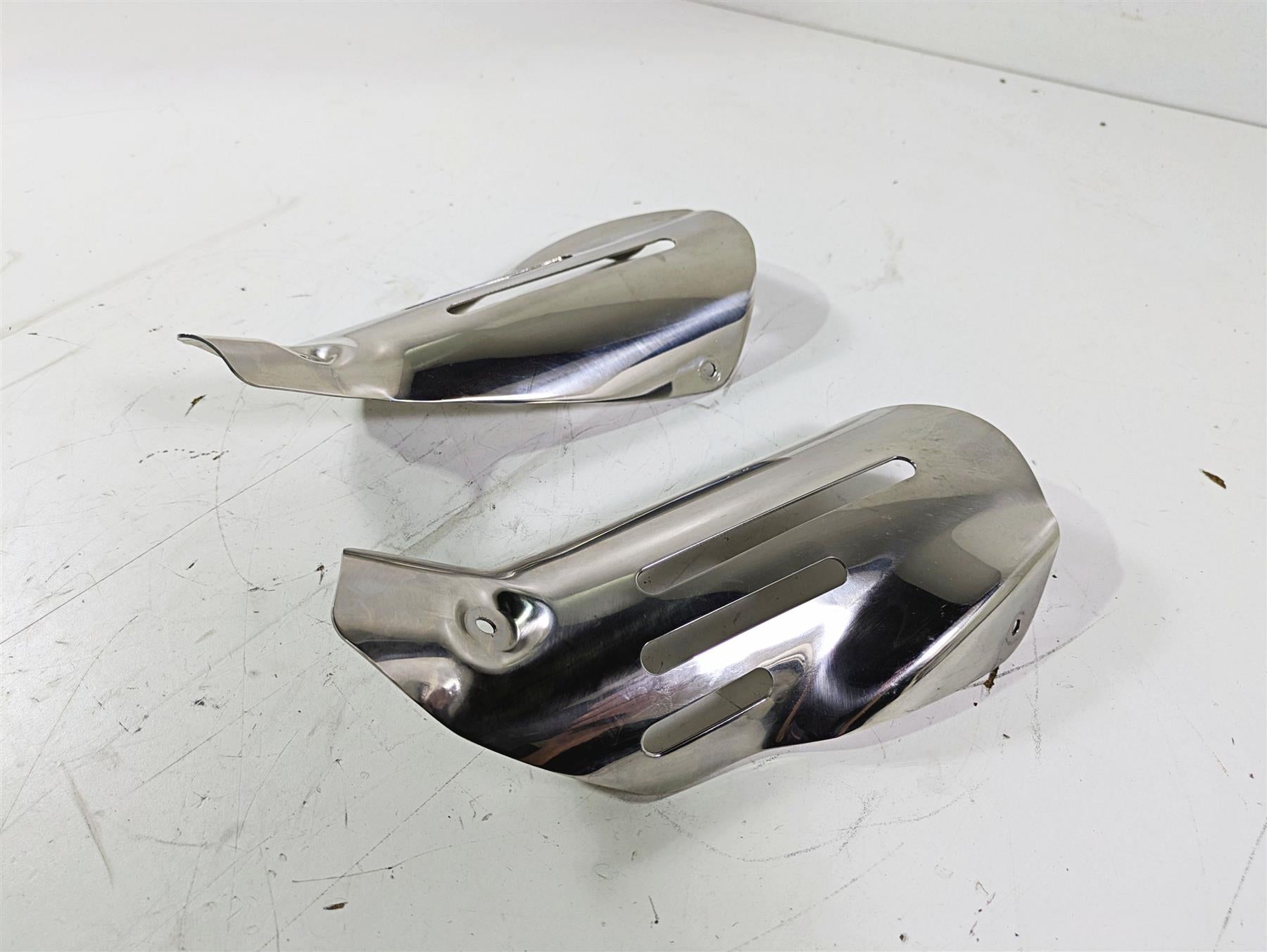 2014 Moto Guzzi California 1400 Touring Intake Chrome Cover Set B063158 B063159 {{ shop.shopifyCountryName }} - Mototech271