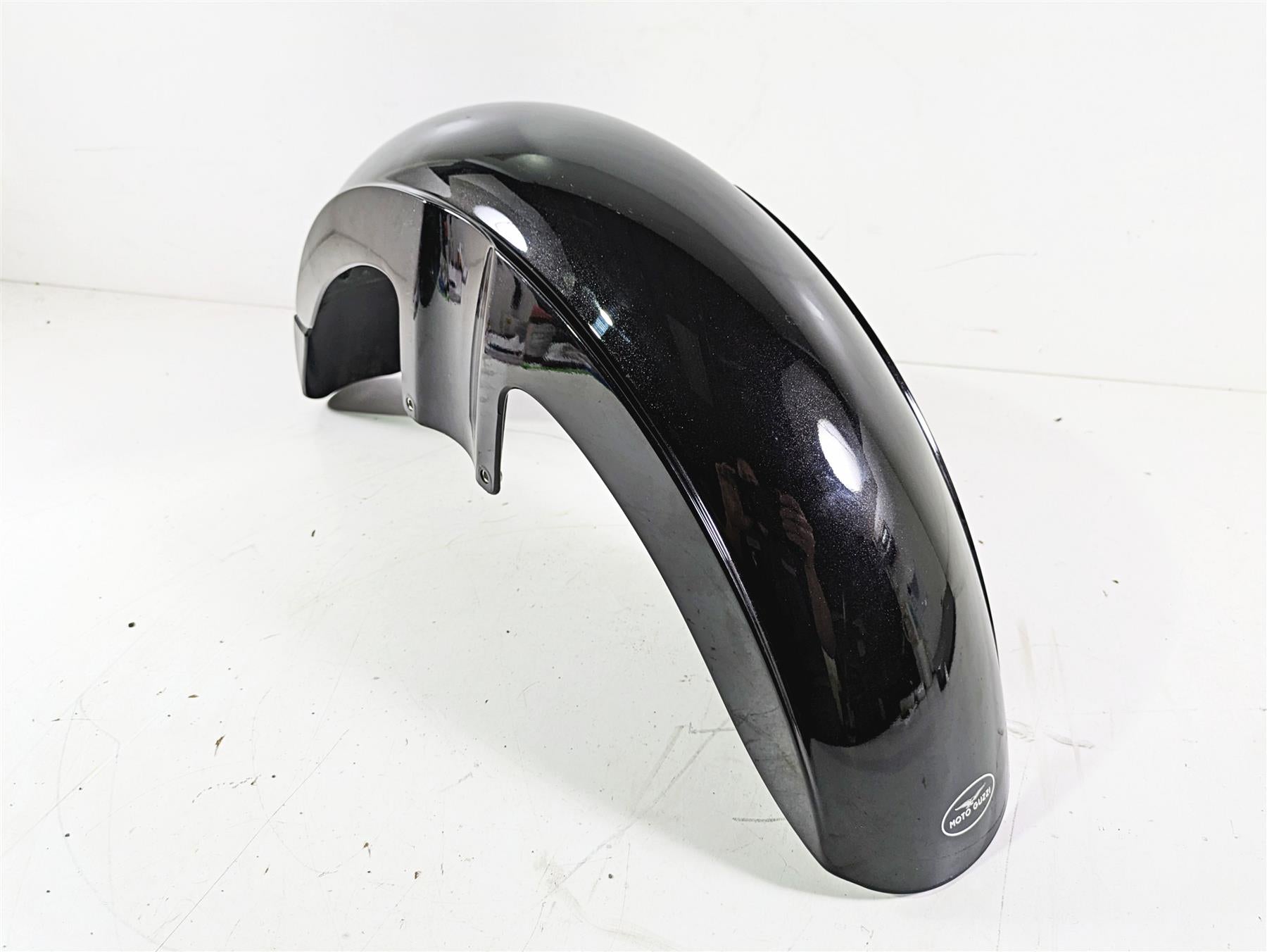 2014 Moto Guzzi California 1400 Touring Front Fender B064099 {{ shop.shopifyCountryName }} - Mototech271