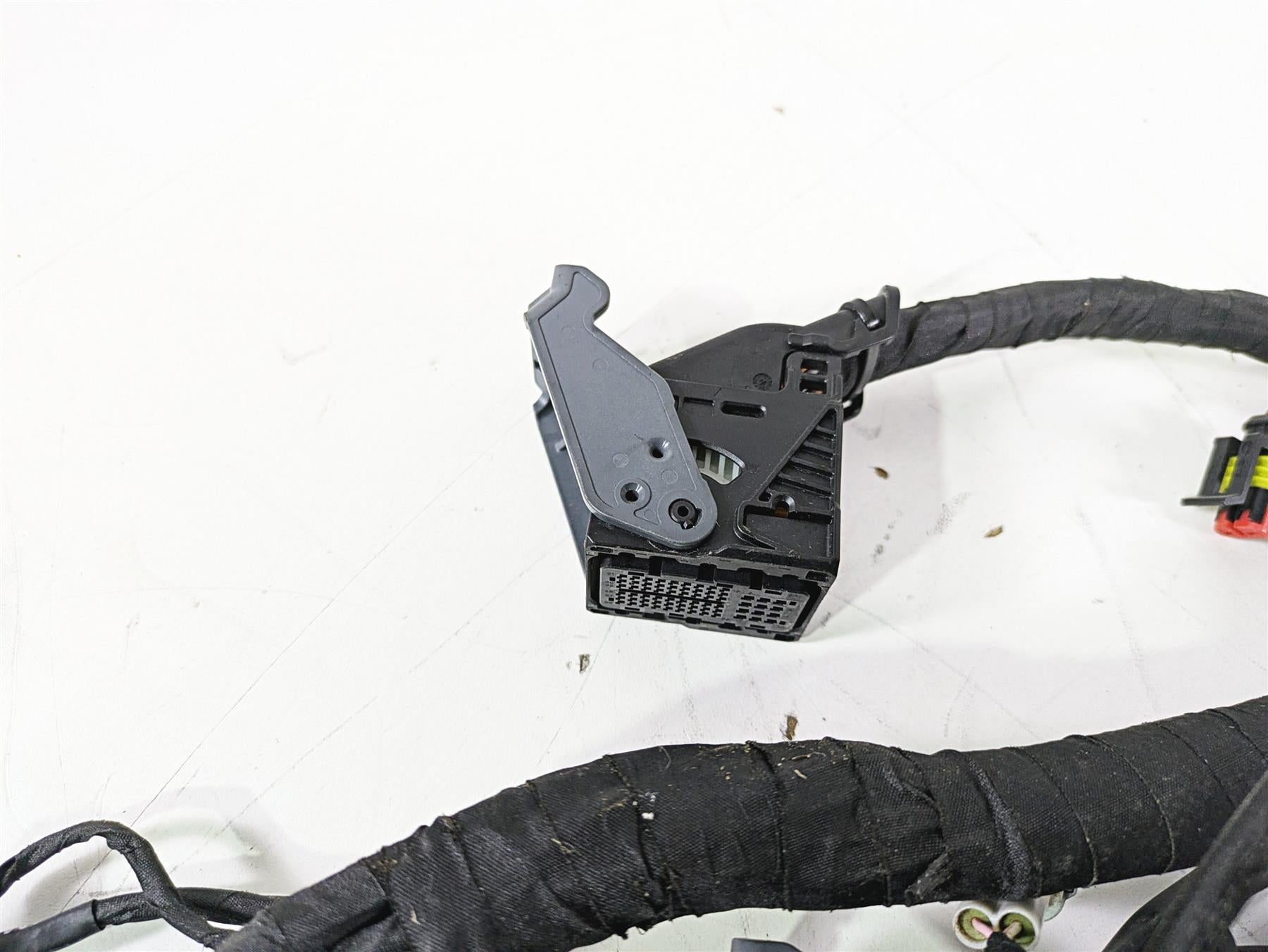 2021 Aprilia RS660 Main & Engine Wiring Harness Loom -No Cuts 2D000458 2D000459 {{ shop.shopifyCountryName }} - Mototech271