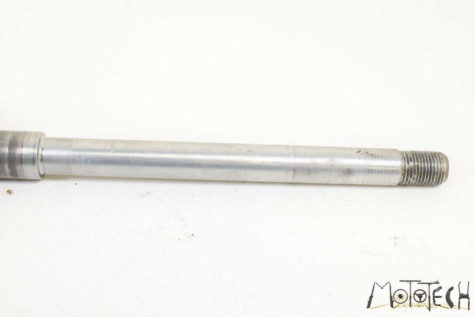 2006 Suzuki SV650 S Front Wheel Axle Spindle 54711-08F00 {{ shop.shopifyCountryName }} - Mototech271