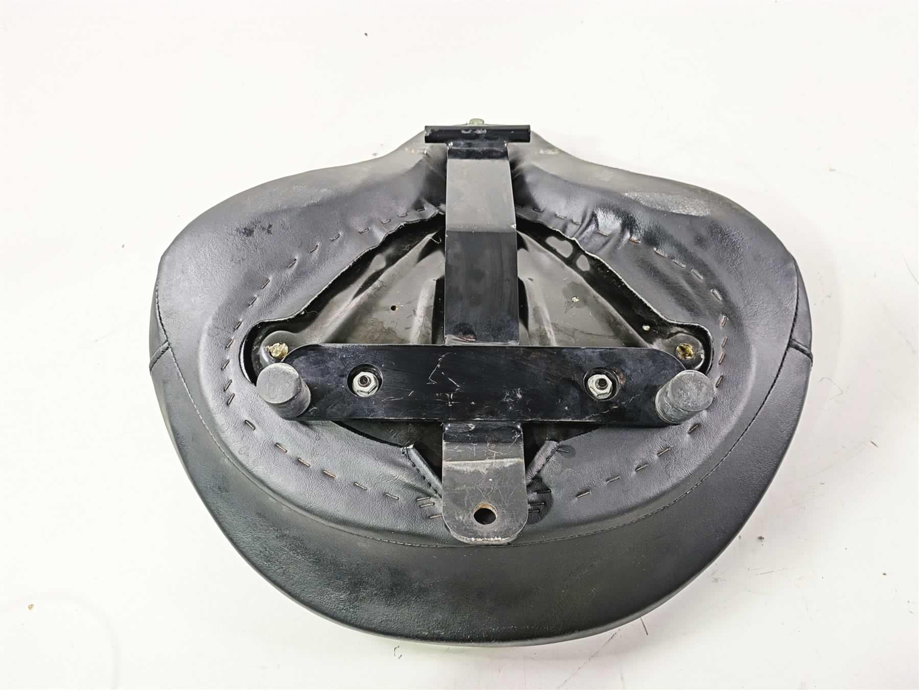 2008 Harley Touring FLHTP Electra Glide Seat Saddle + Air Spring 52242-83E {{ shop.shopifyCountryName }} - Mototech271