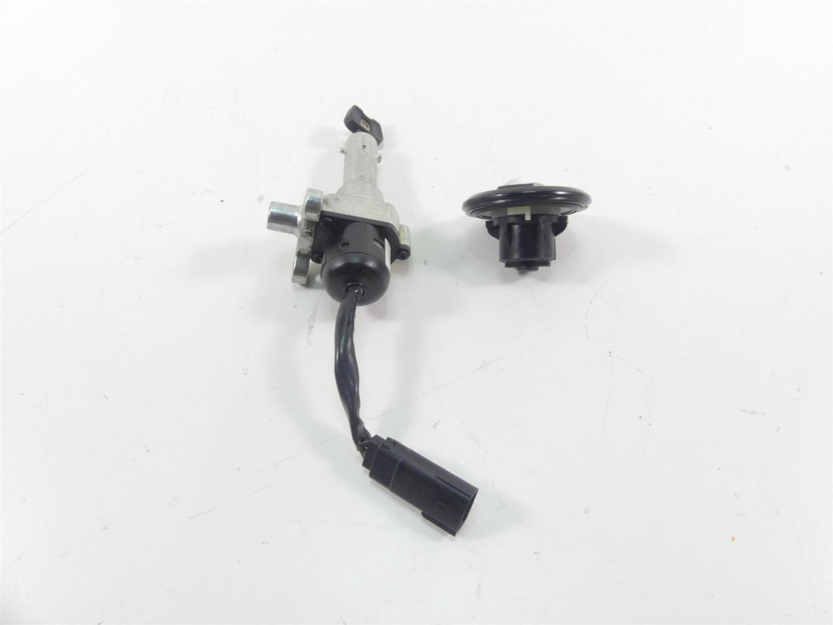 2022 Indian FTR1200 S Ignition Switch Key Fuel Lock Set 4017795 4019099 {{ shop.shopifyCountryName }} - Mototech271