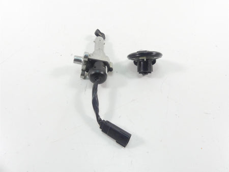 2022 Indian FTR1200 S Ignition Switch Key Fuel Lock Set 4017795 4019099 {{ shop.shopifyCountryName }} - Mototech271