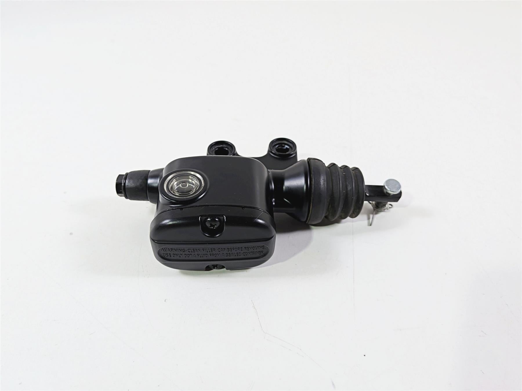 2018 Harley Touring FLHTCU Electra Glide Brembo Rear Brake Master Cylinder 41700028A-Mototech271