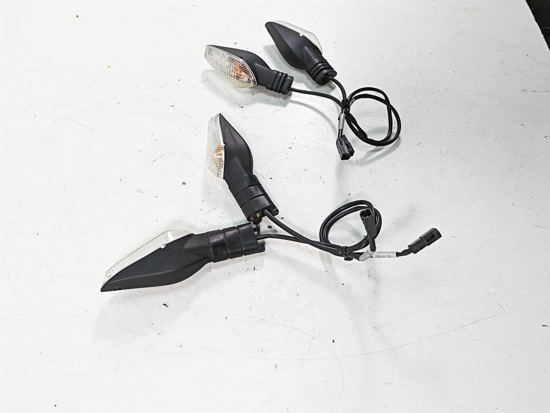 2020 Ducati Scrambler 1100 Sport Pro Front Rear Blinker Turn Signals 53010331A {{ shop.shopifyCountryName }} - Mototech271