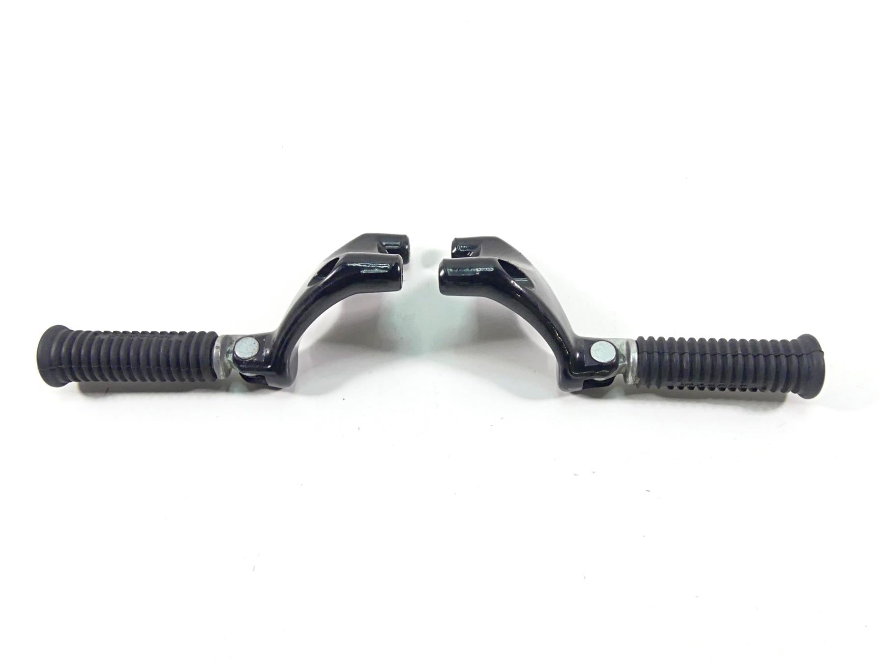 2005 Harley Sportster XL1200 C Rear Passenger Foot Peg Set 49314-04 49315-04 {{ shop.shopifyCountryName }} - Mototech271