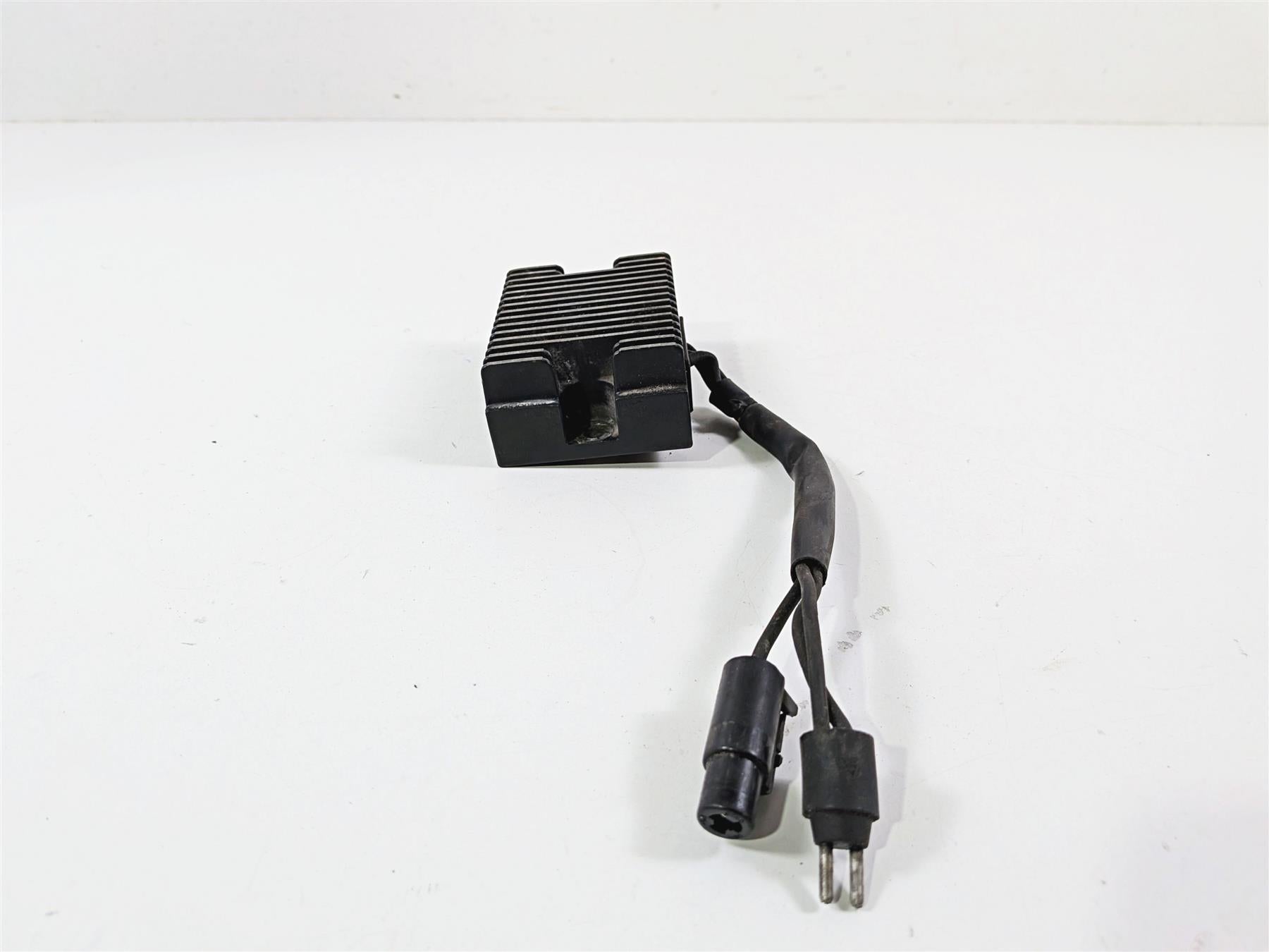 2003 Harley Sportster XL1200 Rectifier Voltage Regulator 74523-94A {{ shop.shopifyCountryName }} - Mototech271