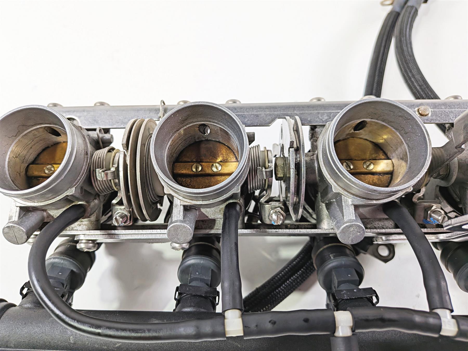 2002 BMW K1200LT 89V3 Throttle Body Bodies Cruise Control 13547678842 {{ shop.shopifyCountryName }} - Mototech271