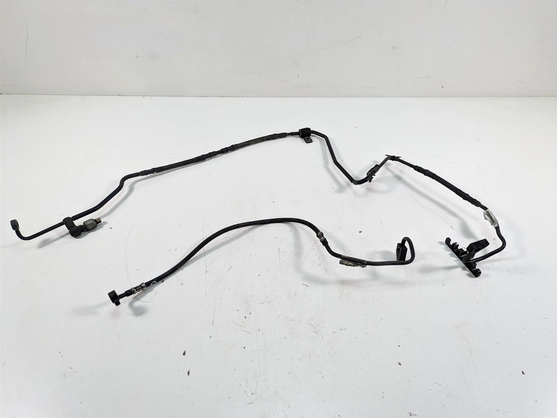 2014 Harley Touring FLHTK Electra Glide Rear Abs Brake Line Hose Set 41800012 {{ shop.shopifyCountryName }} - Mototech271