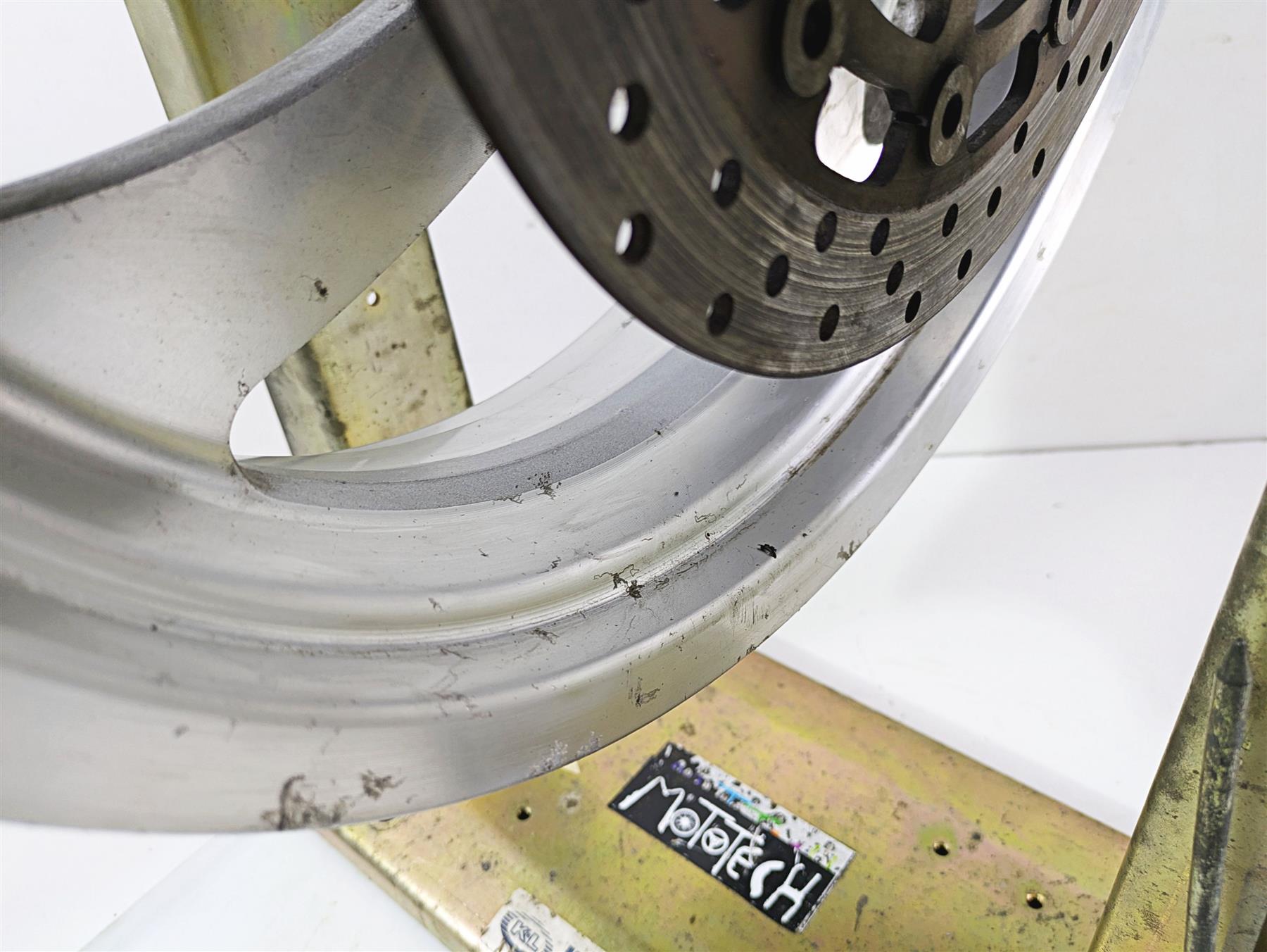 2004 Victory Kingpin Straight 18x5 Cast Rear Wheel Rim 1520632 {{ shop.shopifyCountryName }} - Mototech271