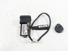 Load image into Gallery viewer, 2008 Harley FLHTCU Electra Glide Tssm Turn Signal Security Module + Fob 68924-07
