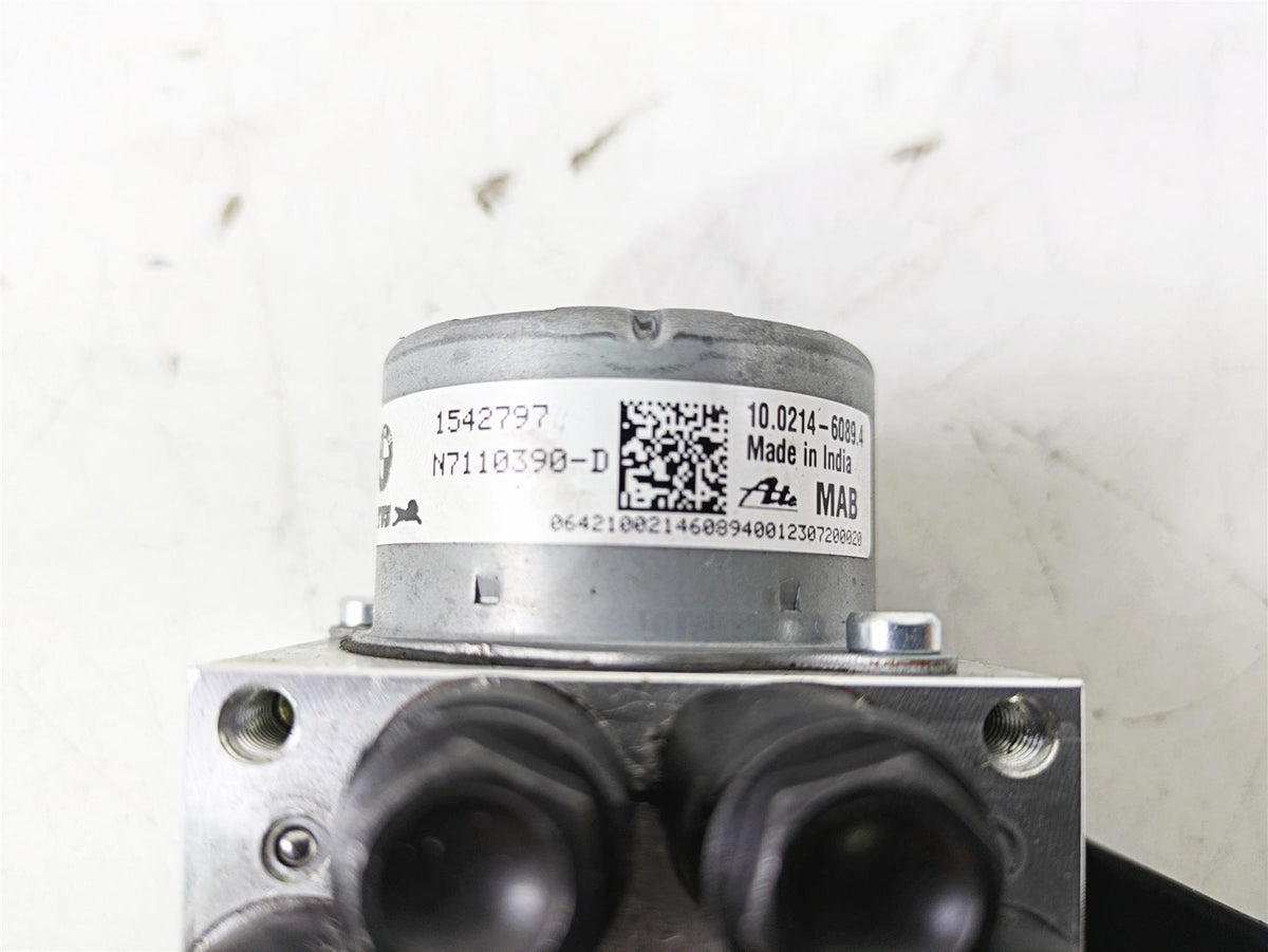 2023 BMW G310R K03 Abs Brake Module Pump Unit Module 34511542798 {{ shop.shopifyCountryName }} - Mototech271