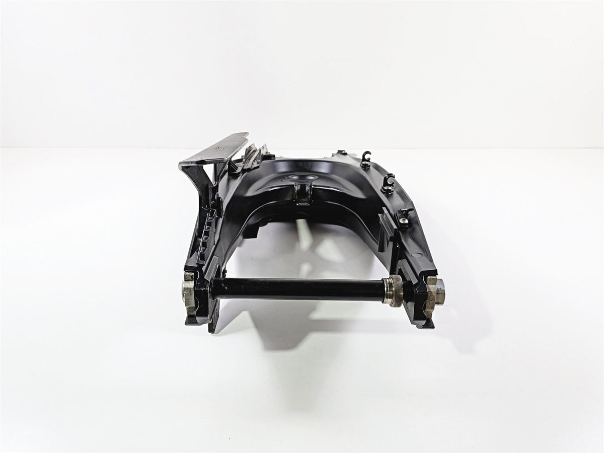 2016 KTM 1290 Super Adventure Swingarm Swing Arm & Axle 6040403004433 {{ shop.shopifyCountryName }} - Mototech271