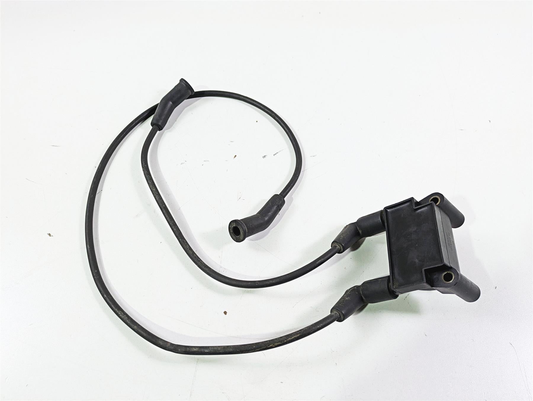 2011 Harley Touring FLHTCUSE CVO E-Glide Ignition Coil Wire Plug Set 31696-07A {{ shop.shopifyCountryName }} - Mototech271