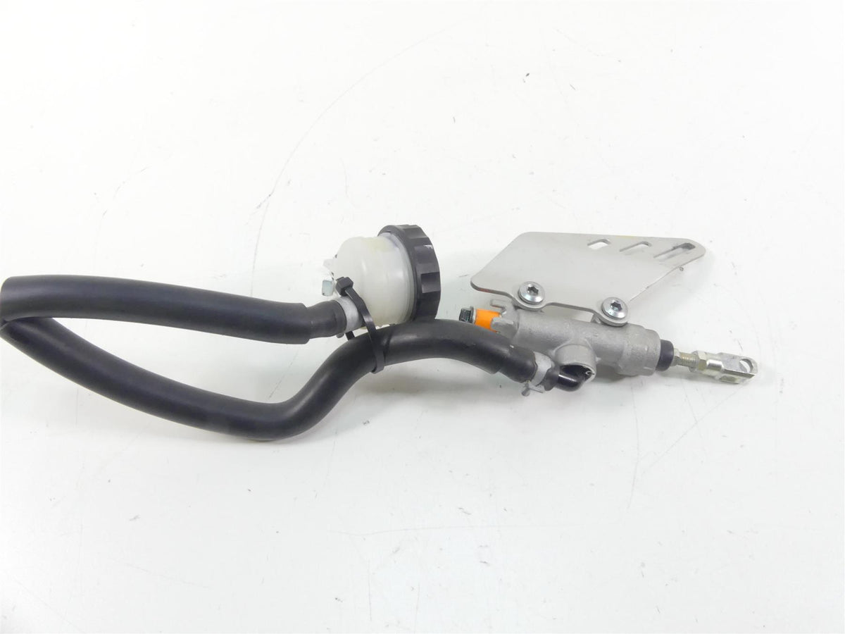 2021 Kawasaki ZX1400 ZX14R Ninja Rear Brake Master Cylinder 43015-0584 {{ shop.shopifyCountryName }} - Mototech271