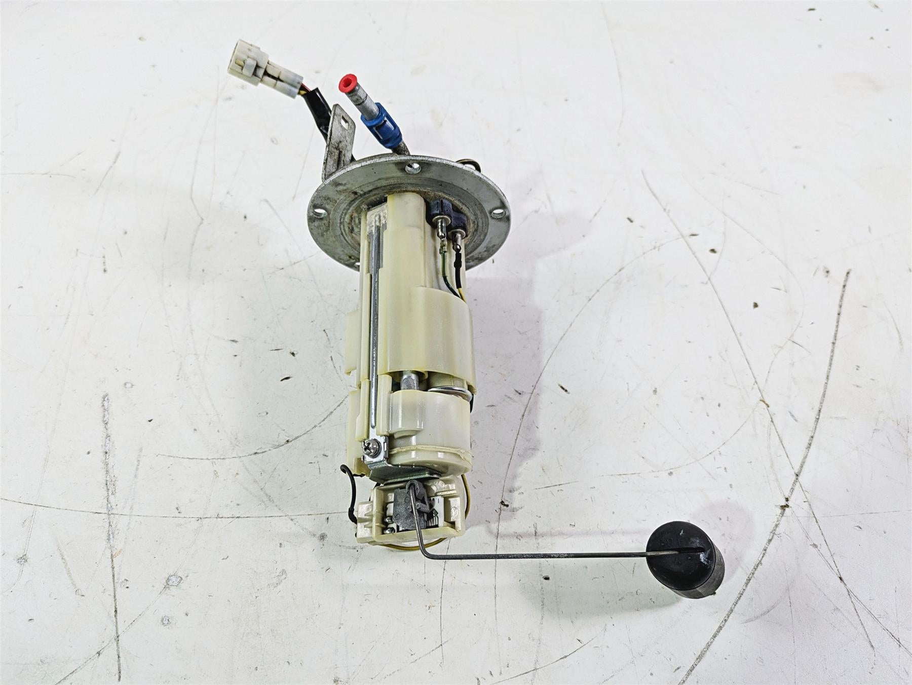 2016 Suzuki GSXR1000 Fuel Gas Petrol Pump - Tested 15100-47H10 {{ shop.shopifyCountryName }} - Mototech271