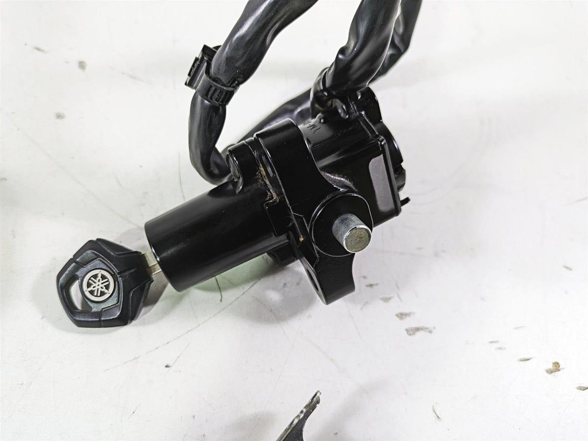 2021 Yamaha Tenere 700 XTZ7 Ignition Switch Key Lock Set BAU-82501-00-00 {{ shop.shopifyCountryName }} - Mototech271