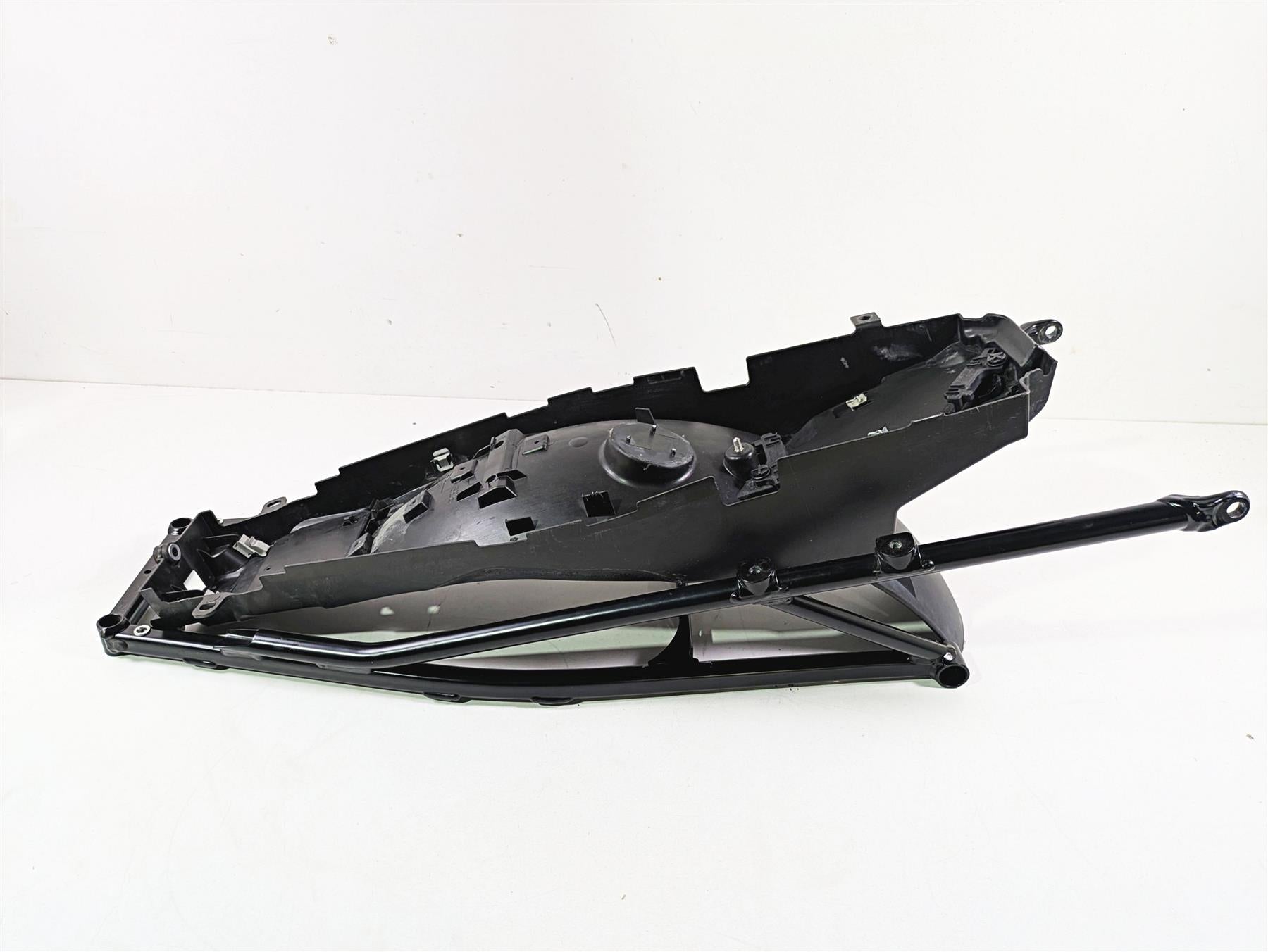 2017 BMW R1200 GS K50 Subframe & Inner Fender - Read 46518354222
