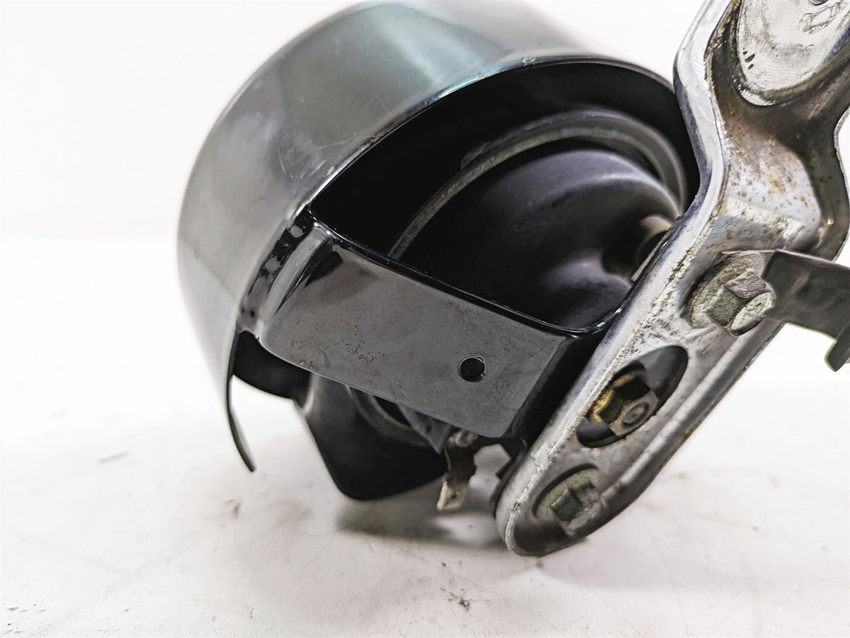 2005 Harley Dyna FXDL Low Rider Horn + Cover 61300478A {{ shop.shopifyCountryName }} - Mototech271