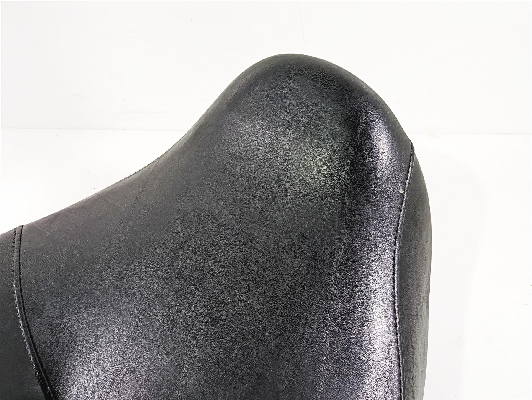2012 Harley FLD Dyna Switchback Signature Series Seat & Rider Backrest 52000015 {{ shop.shopifyCountryName }} - Mototech271