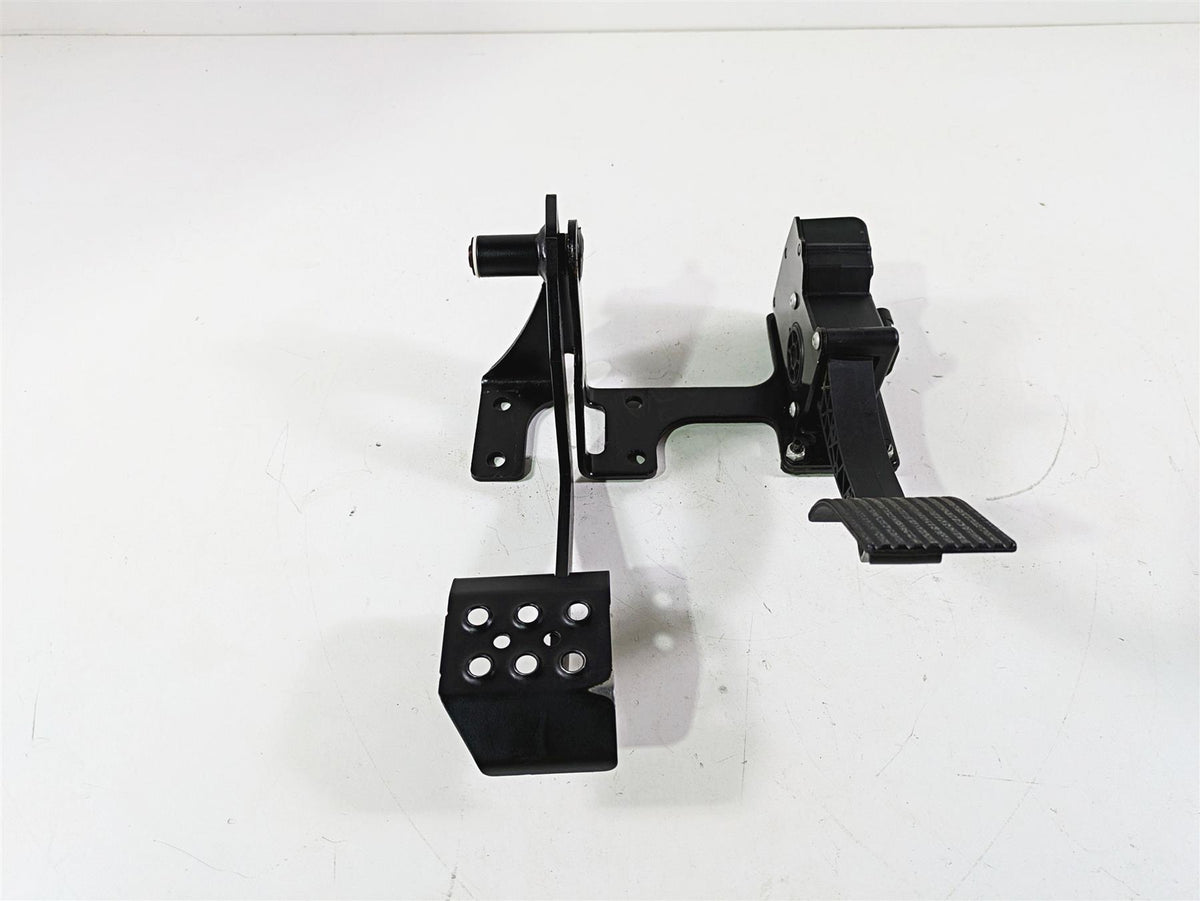 2021 Polaris RZR1000 XP Premium Brake & Accelerate Pedal Set 1021765 4014042 {{ shop.shopifyCountryName }} - Mototech271