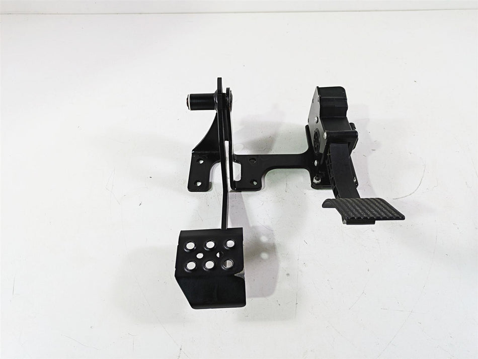 2021 Polaris RZR1000 XP Premium Brake & Accelerate Pedal Set 1021765 4014042 {{ shop.shopifyCountryName }} - Mototech271