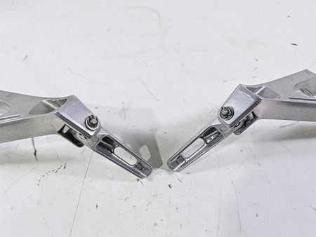 2008 Honda CBR1000RR SC59 Rear Passenger Footpeg Set 50750-MFL-000 50760-MFL-000 {{ shop.shopifyCountryName }} - Mototech271