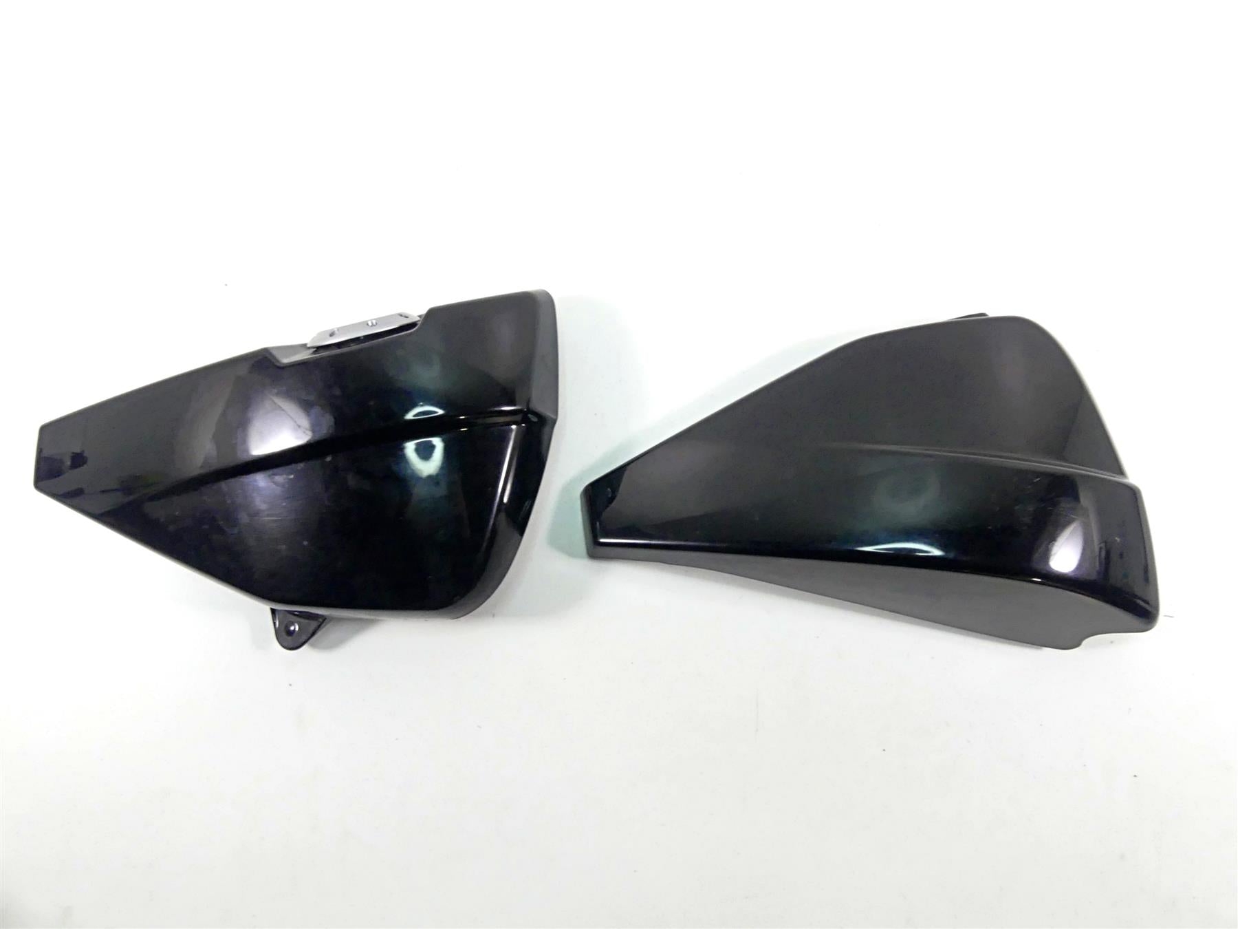 2009 Harley XR1200 Sportster Side Cover Fairing Cowl Set 66269-08 66270-08 {{ shop.shopifyCountryName }} - Mototech271