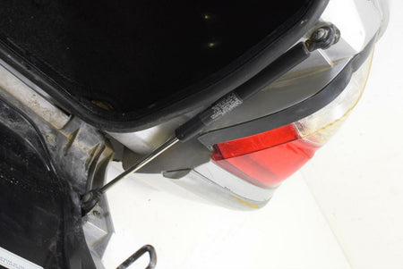 2005 Honda Goldwing GL1800 Left Silver Saddlebag With Light 81411-MCA- {{ shop.shopifyCountryName }} - Mototech271