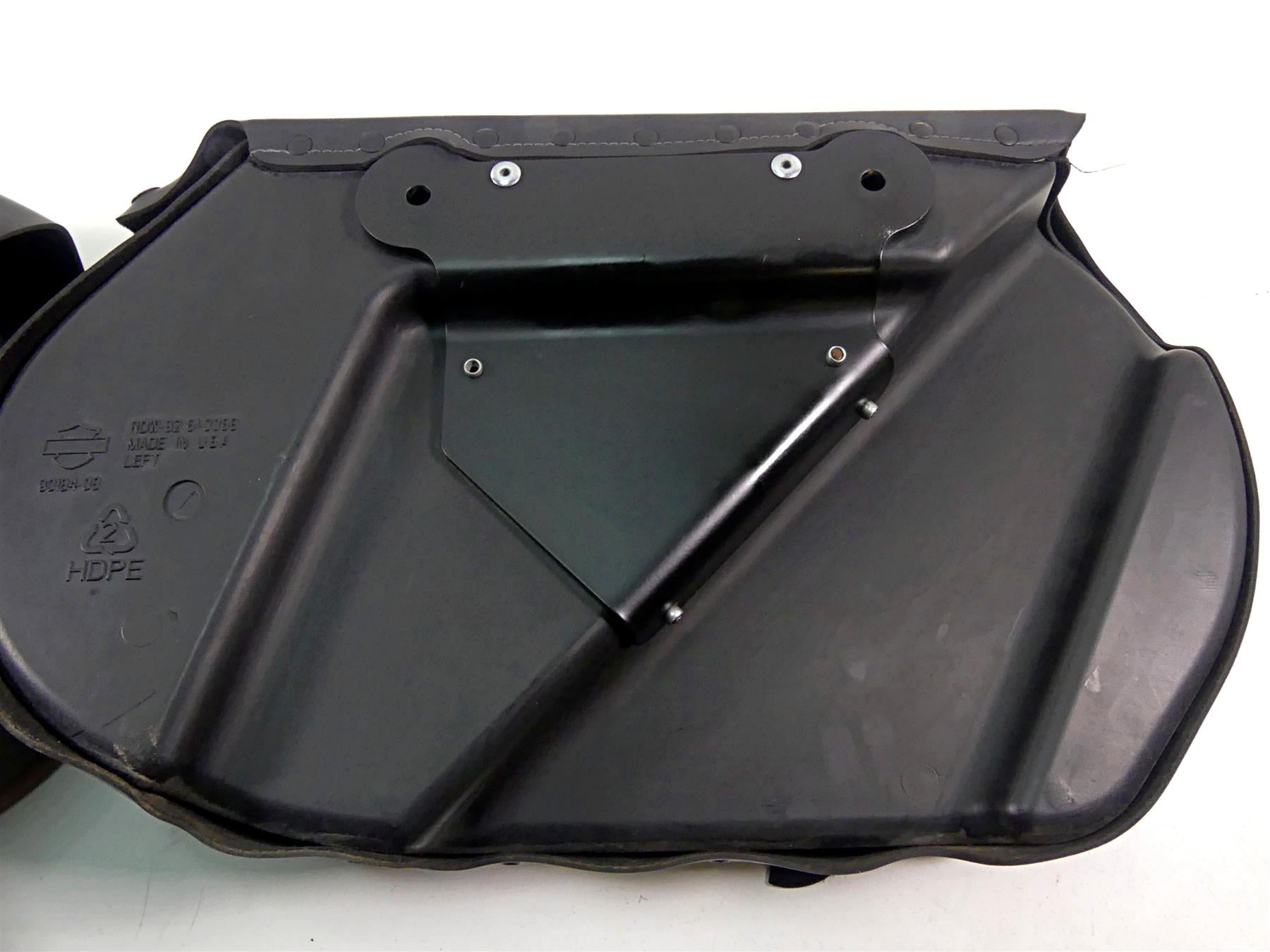 2005 Harley Sportster XL1200 C Saddlebag Saddle Bag Set 90193-08 90164-08 {{ shop.shopifyCountryName }} - Mototech271