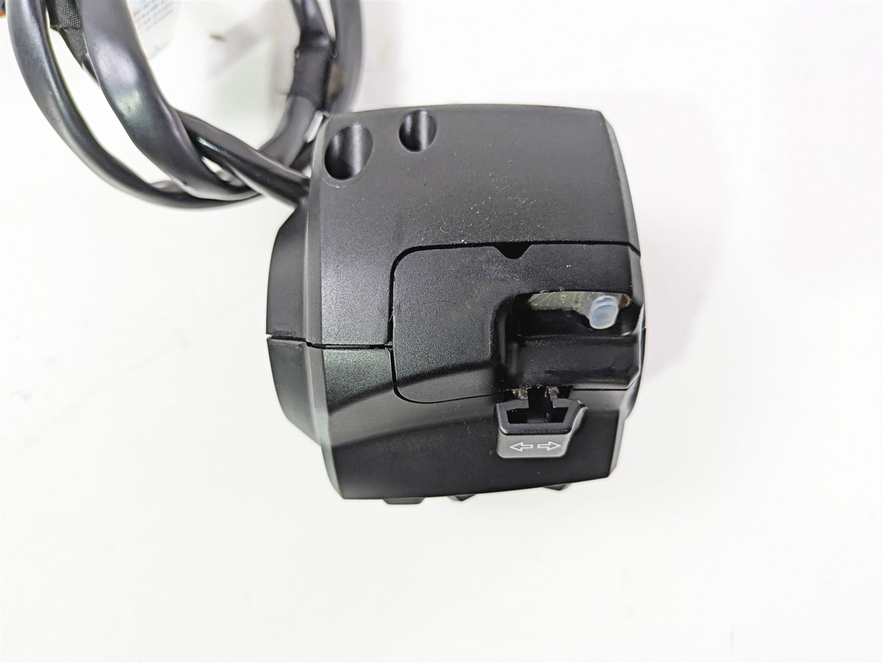 2024 Harley Sportster RH975 S Left Hand Control Switch - READ 71500522A {{ shop.shopifyCountryName }} - Mototech271