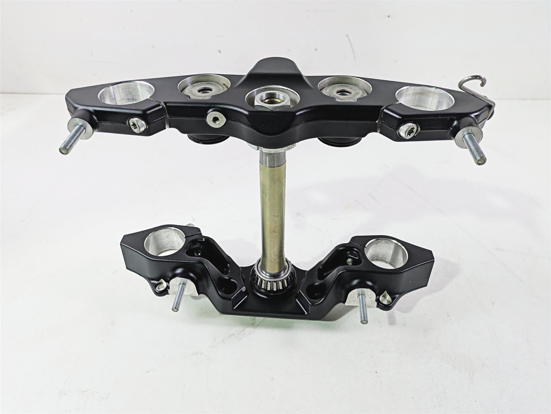 2017 Indian Chieftain Limited Upper Lower Triple Tree Clamp Set 1824691 1824716