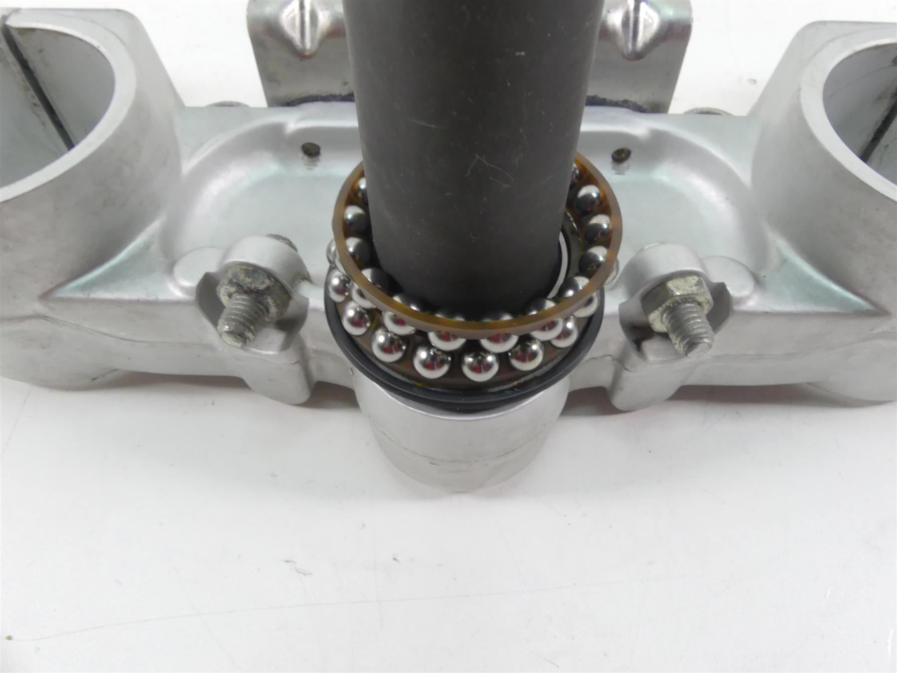 2008 Ducati Hypermotard 1100 Lower Triple Tree Steering Clamp 58mm 34220501A {{ shop.shopifyCountryName }} - Mototech271